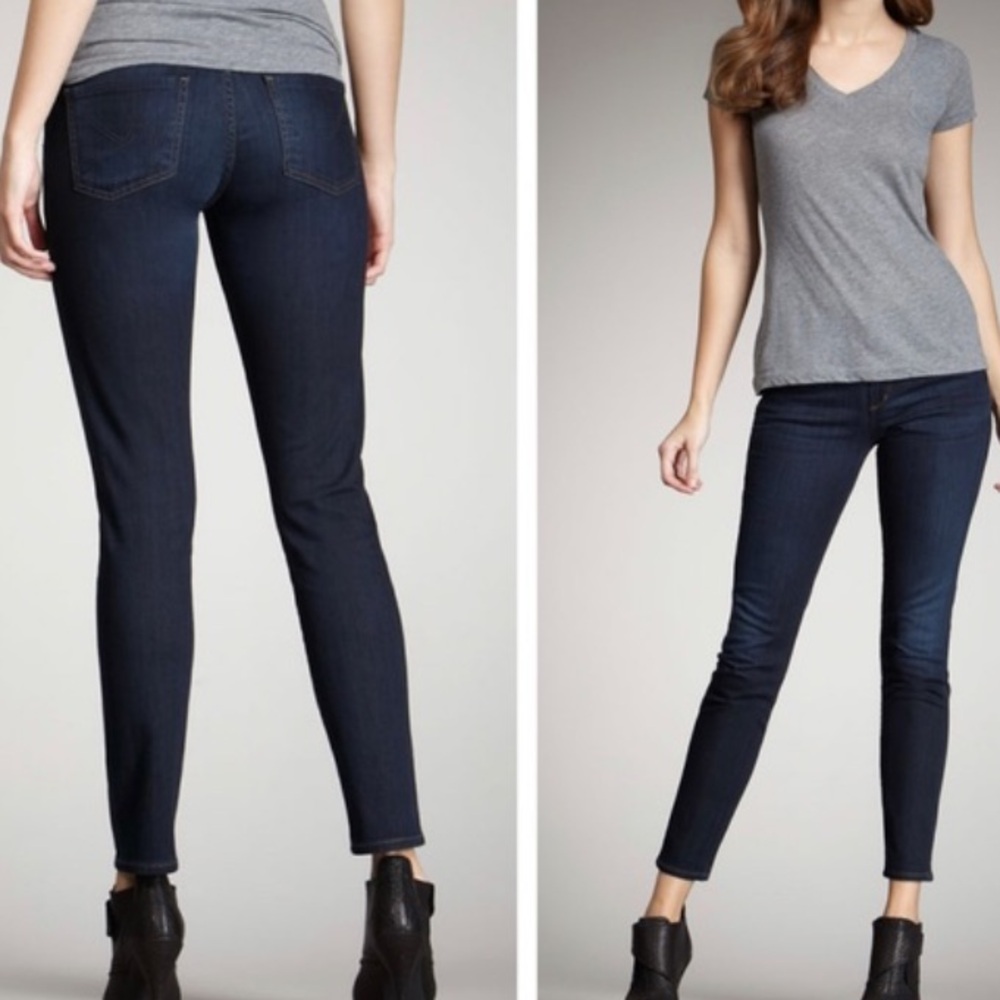 Citizens of Humanity size 26 Thompson jeans. Medium rise cropped skinny jeans
